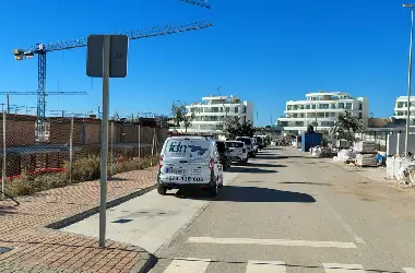 Instalaciones técnicas integradas en un espacio comercial contemporáneo en Málaga